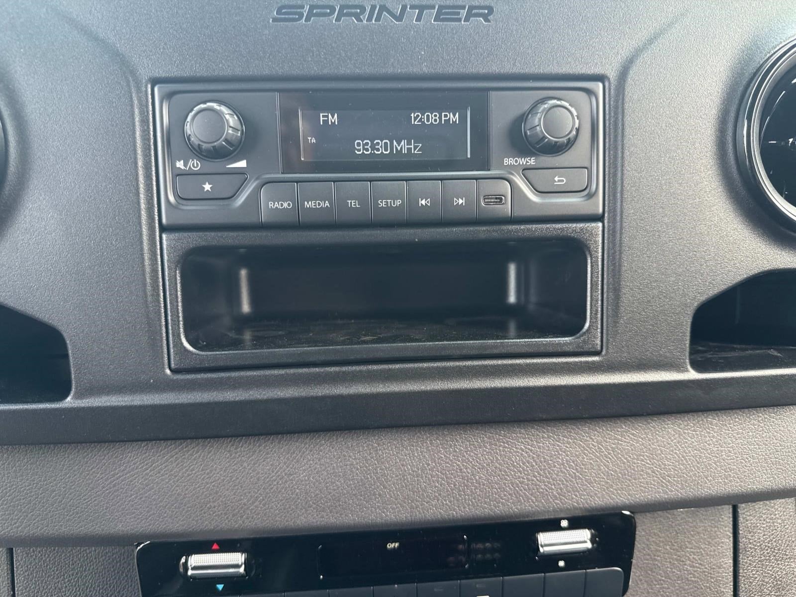 2025 MERCEDES-BENZ SPRINTER - Image 28