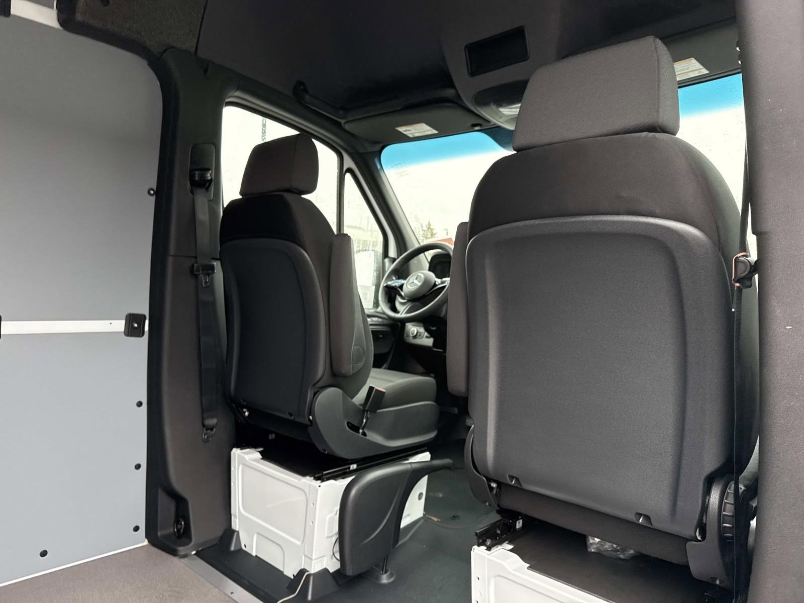 2026 MERCEDES-BENZ SPRINTER - Image 5