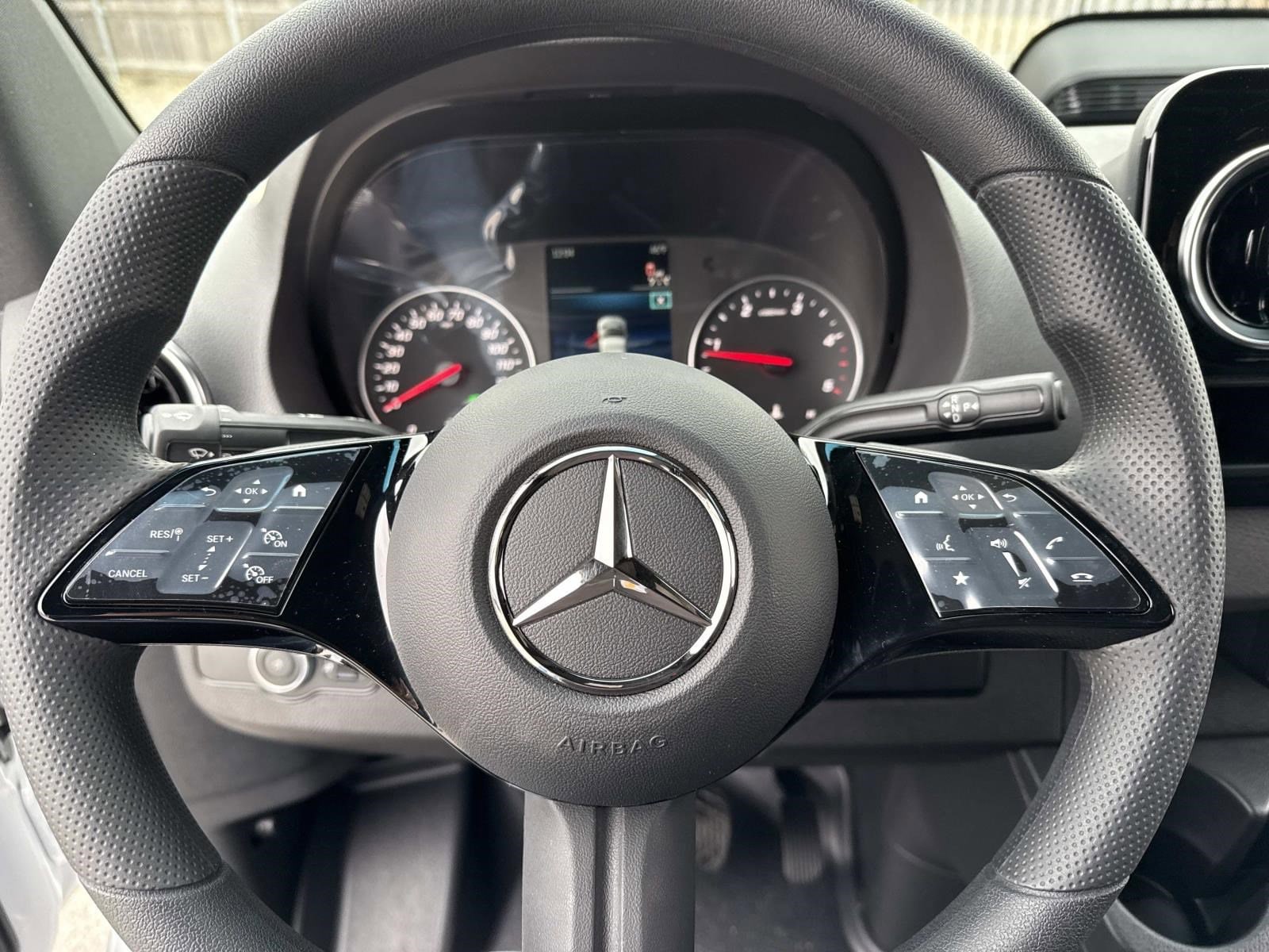 2026 MERCEDES-BENZ SPRINTER - Image 28