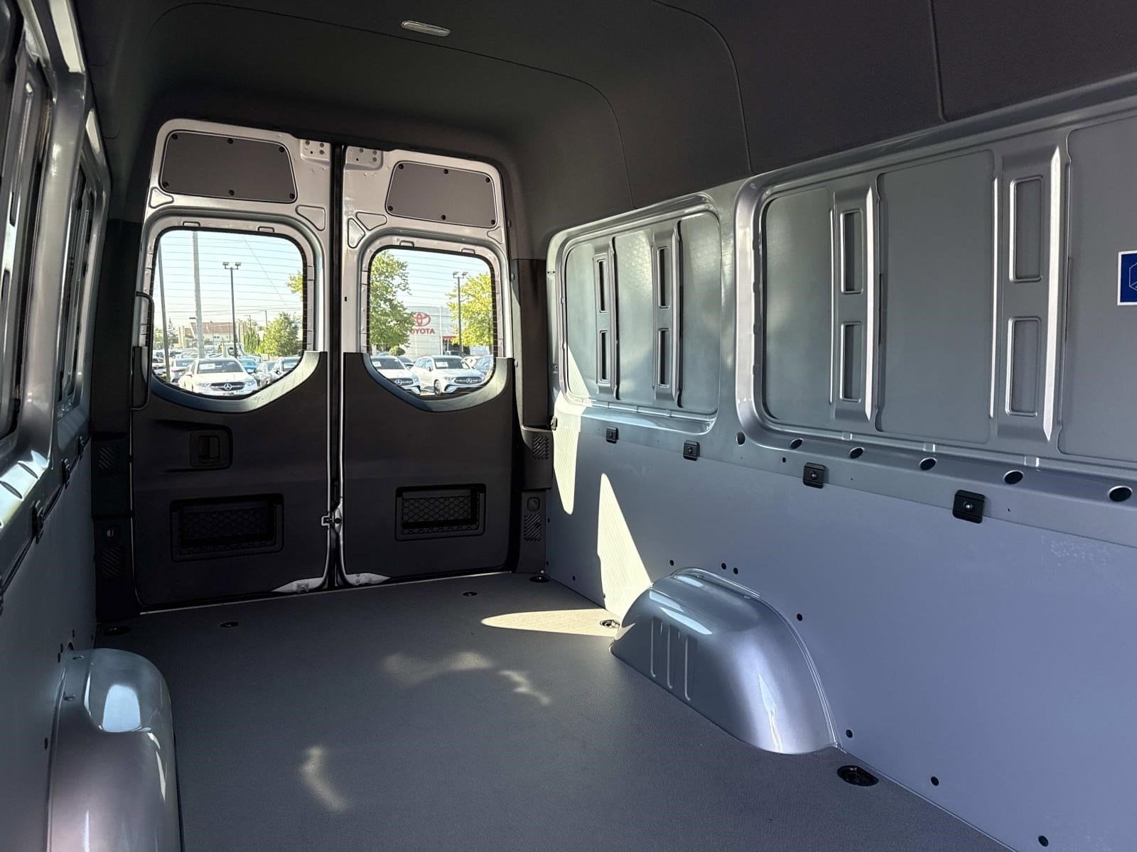 2025 MERCEDES-BENZ SPRINTER - Image 10