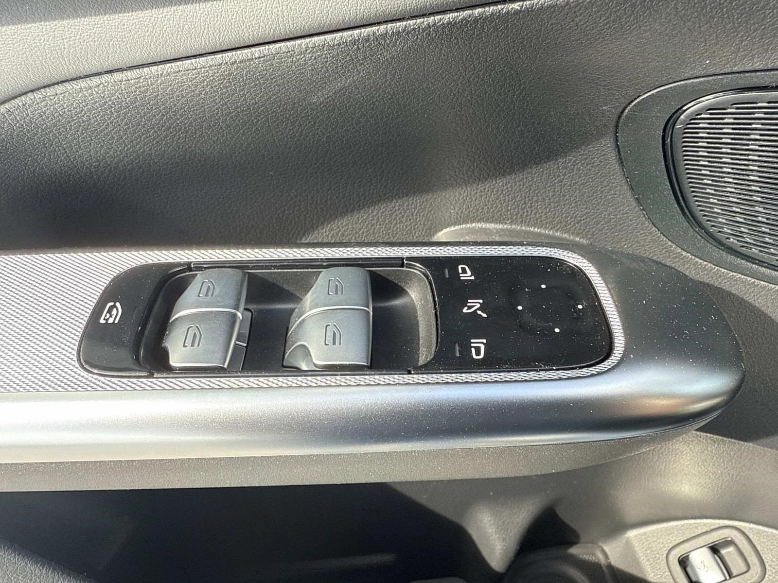 2026 MERCEDES-BENZ GLC-CLASS - Image 27