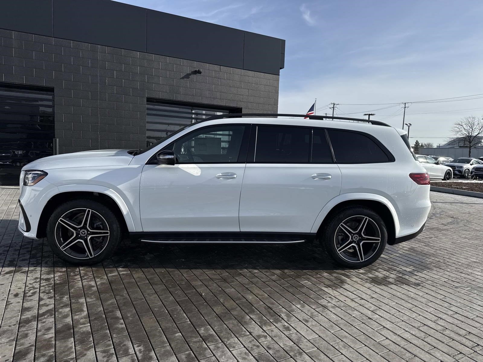 2026 MERCEDES-BENZ GLS-CLASS - Image 2
