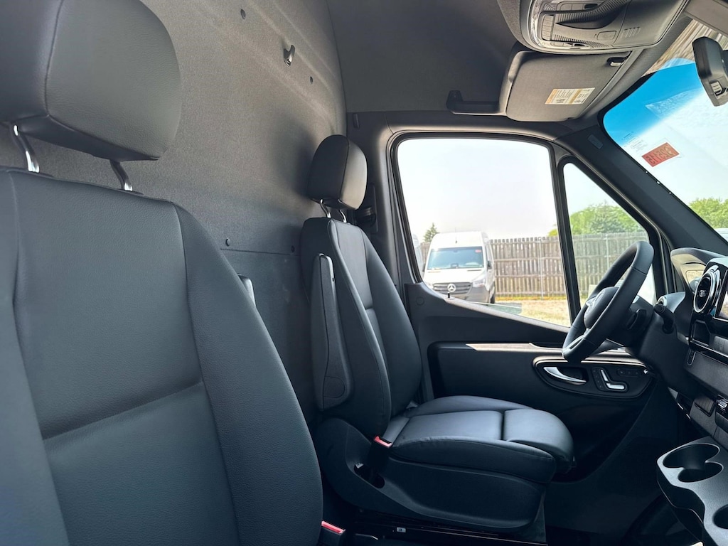 New 2025 Mercedes-Benz Sprinter 2500 High Roof 4-Cyl Diesel Van Extended Cargo Van