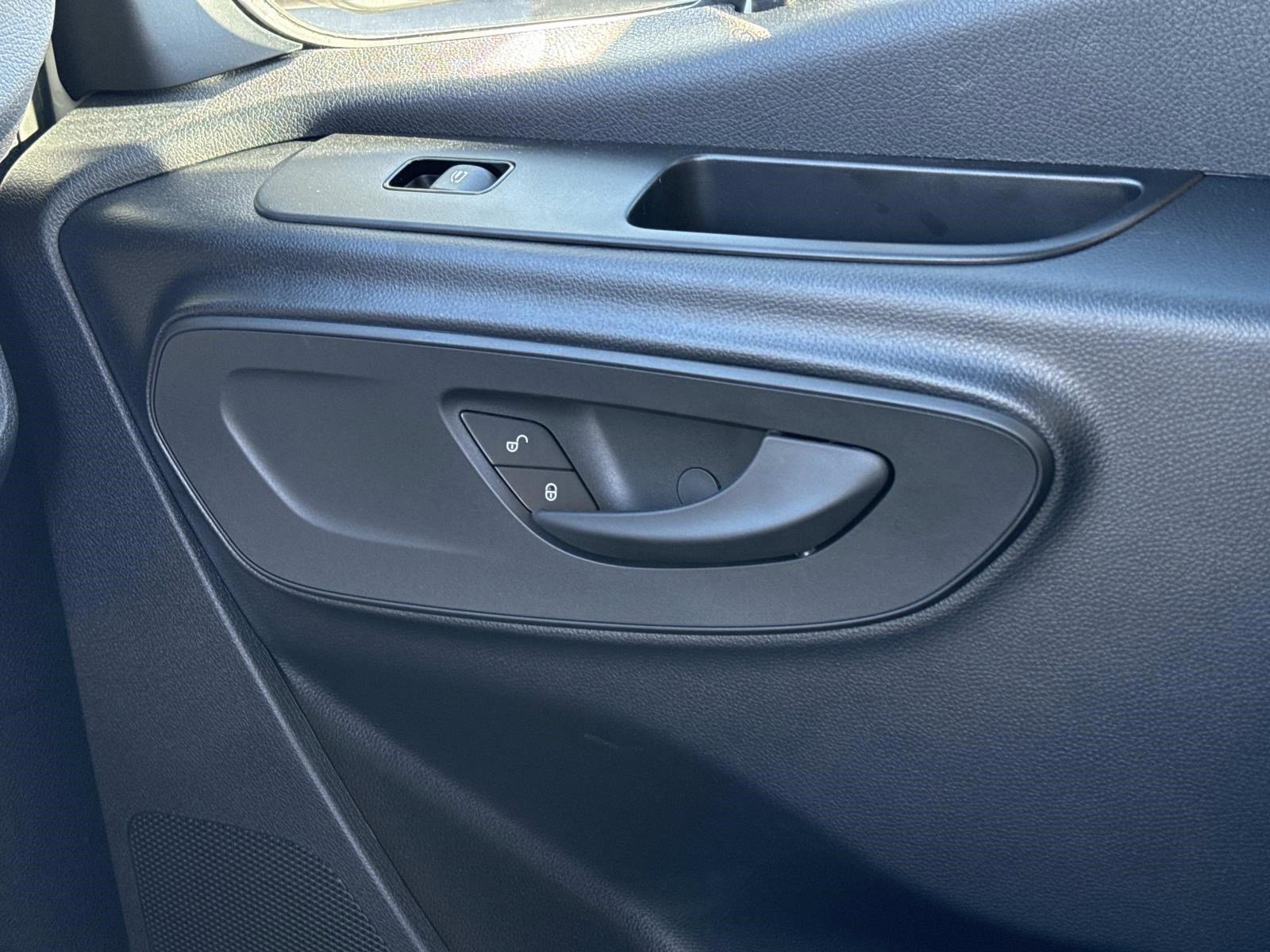 2025 MERCEDES-BENZ SPRINTER - Image 24