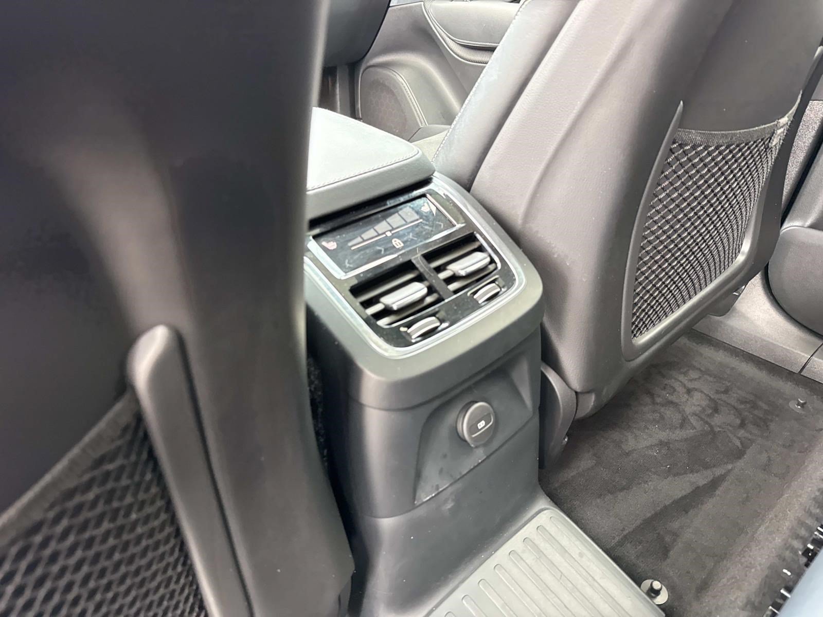 2021 Volvo XC90 R-Design - Photo 23
