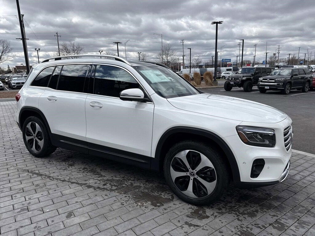 New 2026 Mercedes-Benz GLB 250 4MATIC SUV