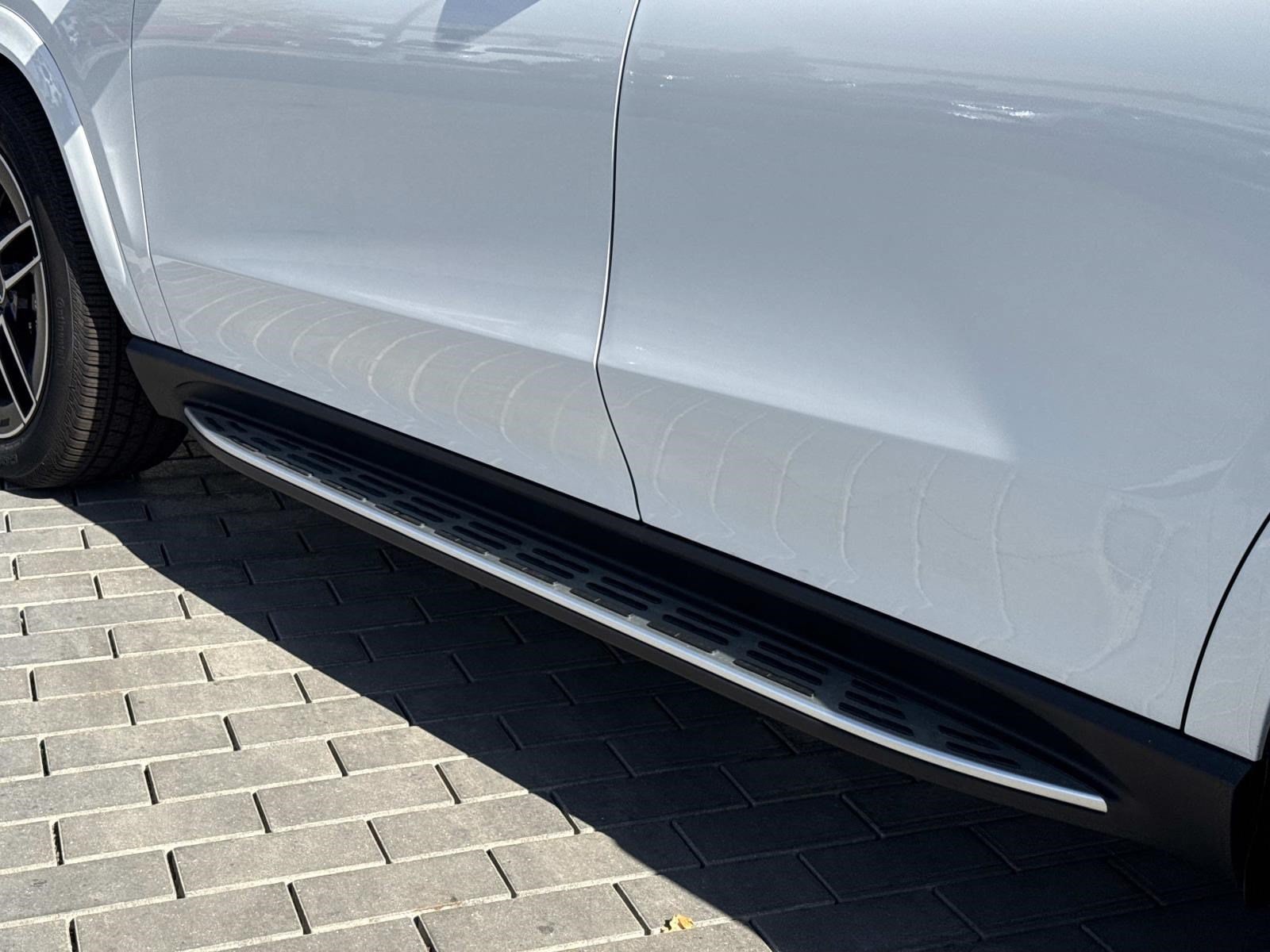 Vehicle thumbnail