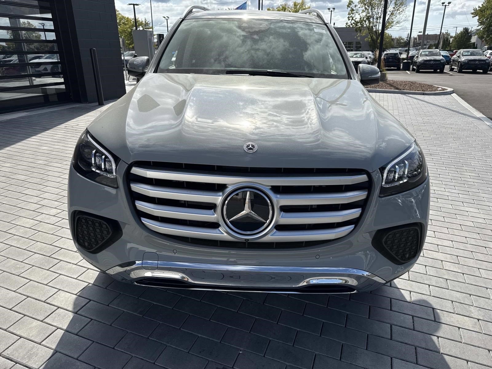 2026 MERCEDES-BENZ GLS-CLASS - Image 2