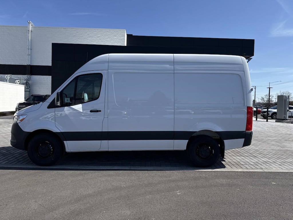 New 2026 Mercedes-Benz Sprinter 2500 Standard Roof 4-Cyl Diesel HO Van Cargo Van
