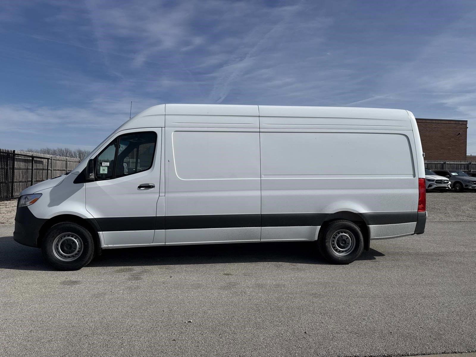 2026 MERCEDES-BENZ SPRINTER - Image 2