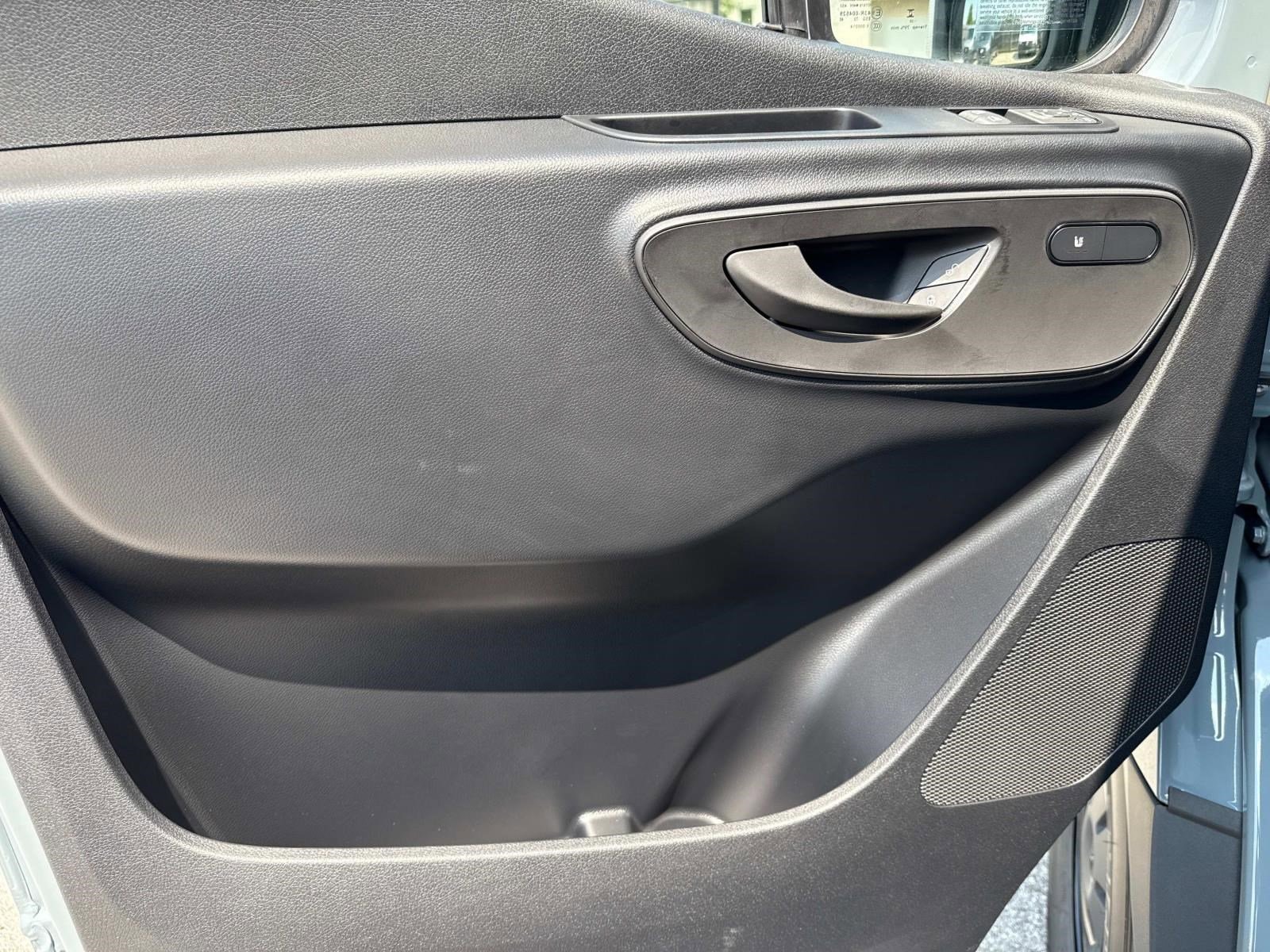 2025 MERCEDES-BENZ SPRINTER - Image 18