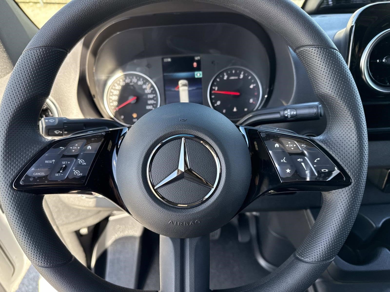 2026 MERCEDES-BENZ SPRINTER - Image 29