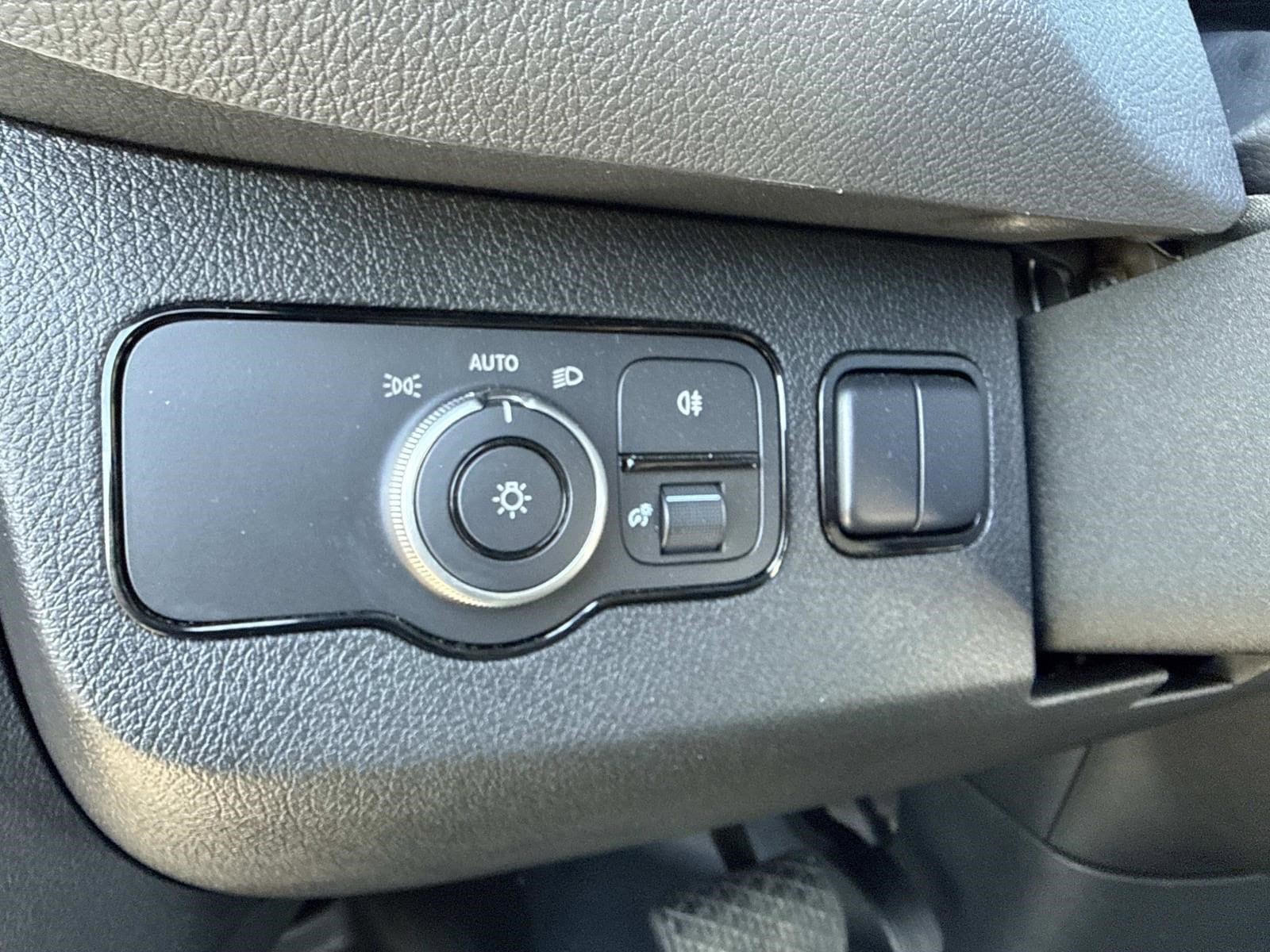 2025 MERCEDES-BENZ SPRINTER - Image 19