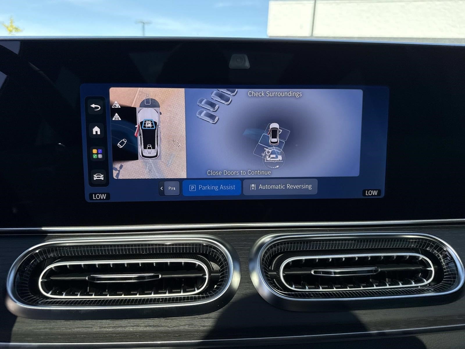 Vehicle thumbnail