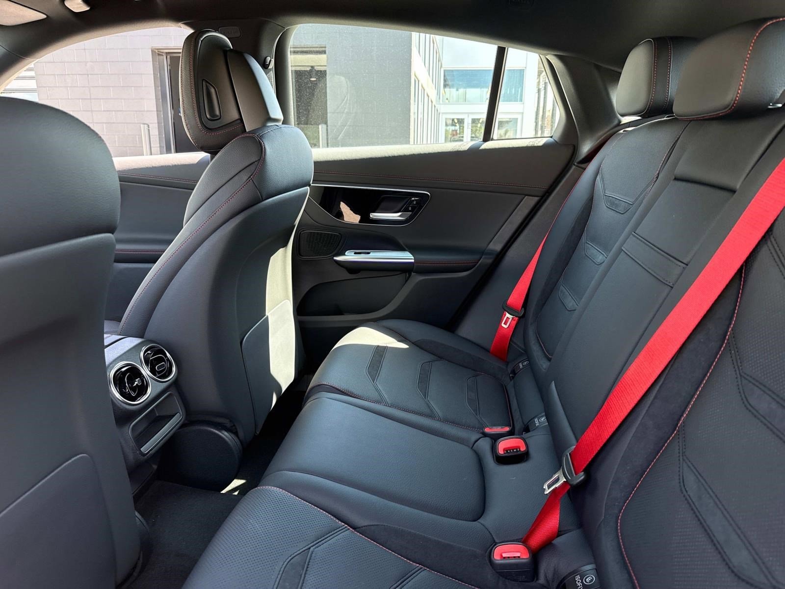 2026 MERCEDES-BENZ GLC-CLASS - Image 19