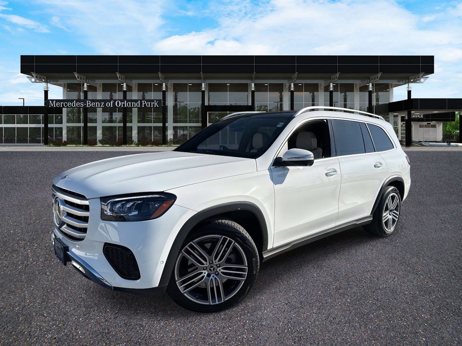 2025 Mercedes-Benz GLS Base's photo