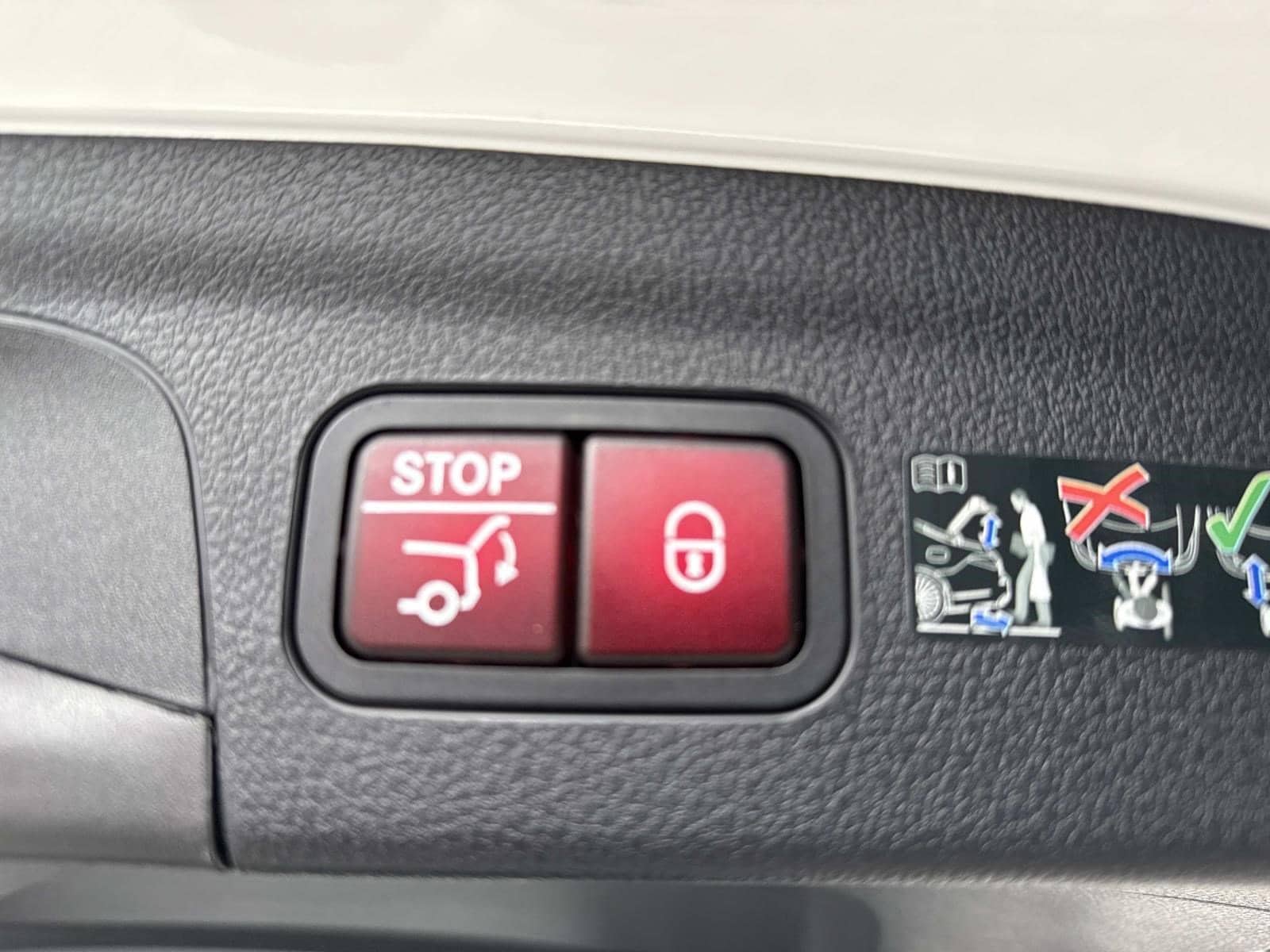 2026 MERCEDES-BENZ GLE-CLASS - Image 13