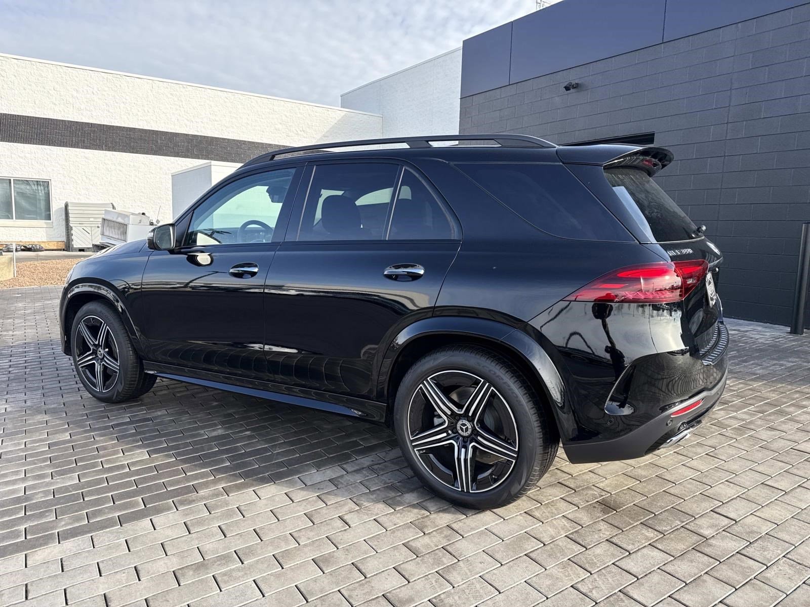 2026 MERCEDES-BENZ GLE-CLASS - Image 11