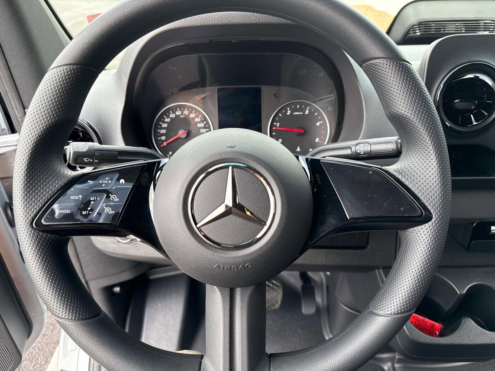 2025 MERCEDES-BENZ SPRINTER - Image 31