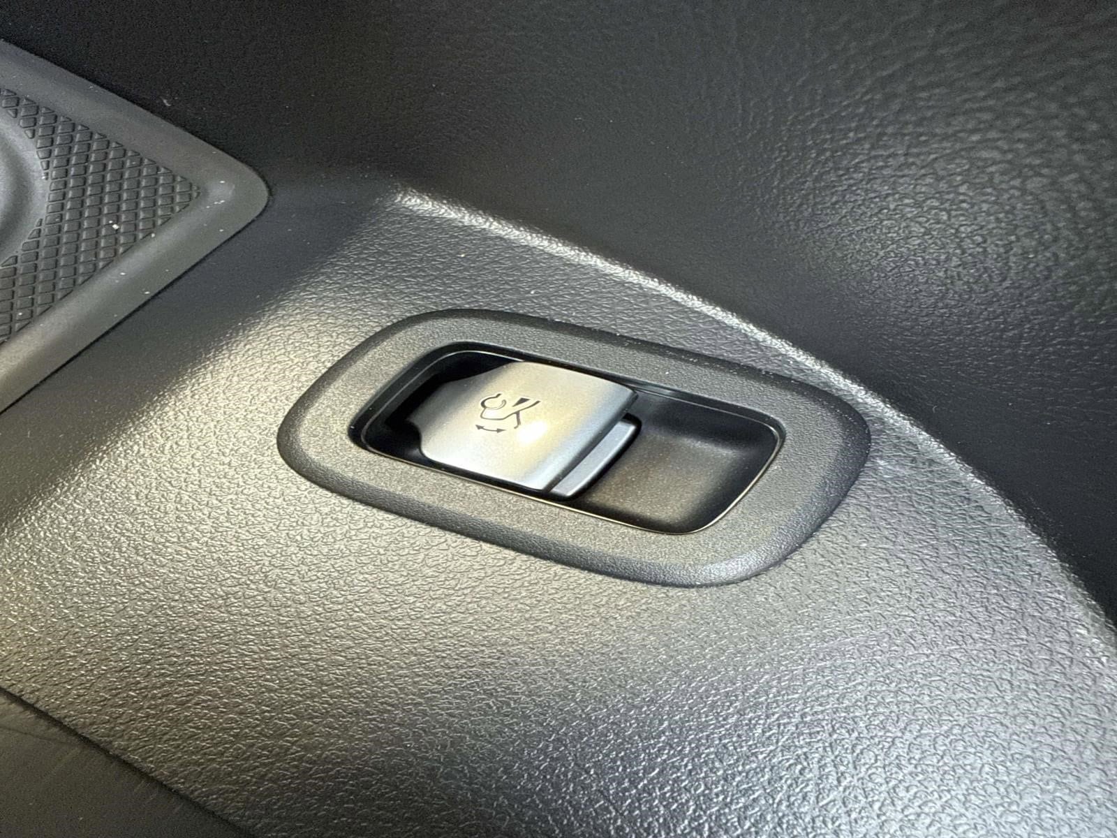 2026 MERCEDES-BENZ GLC-CLASS - Image 28