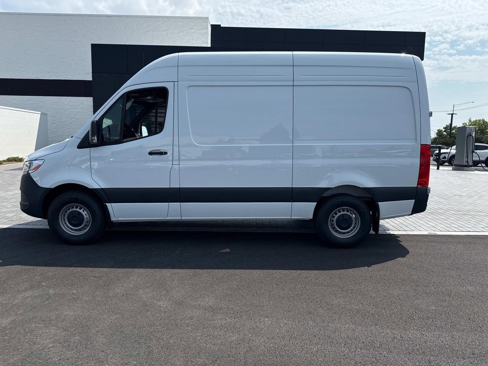 2025 MERCEDES-BENZ SPRINTER - Image 13