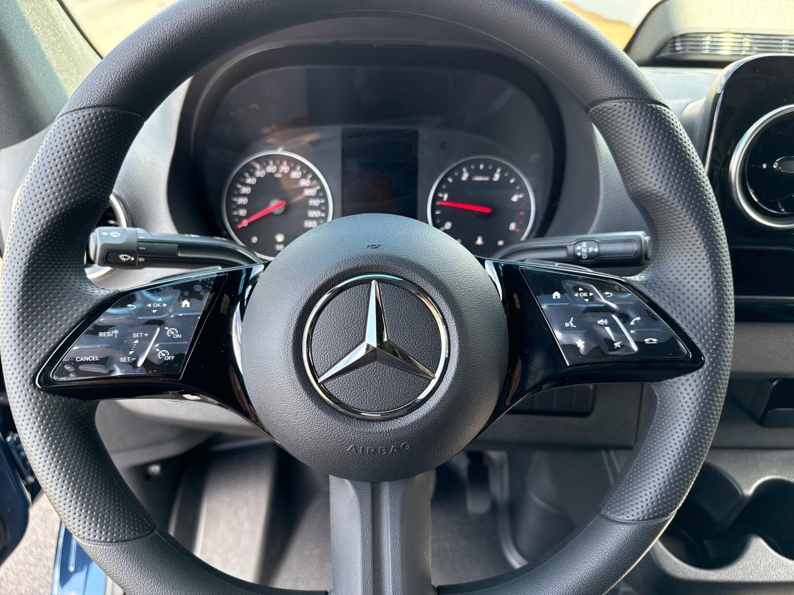 2025 MERCEDES-BENZ SPRINTER - Image 29