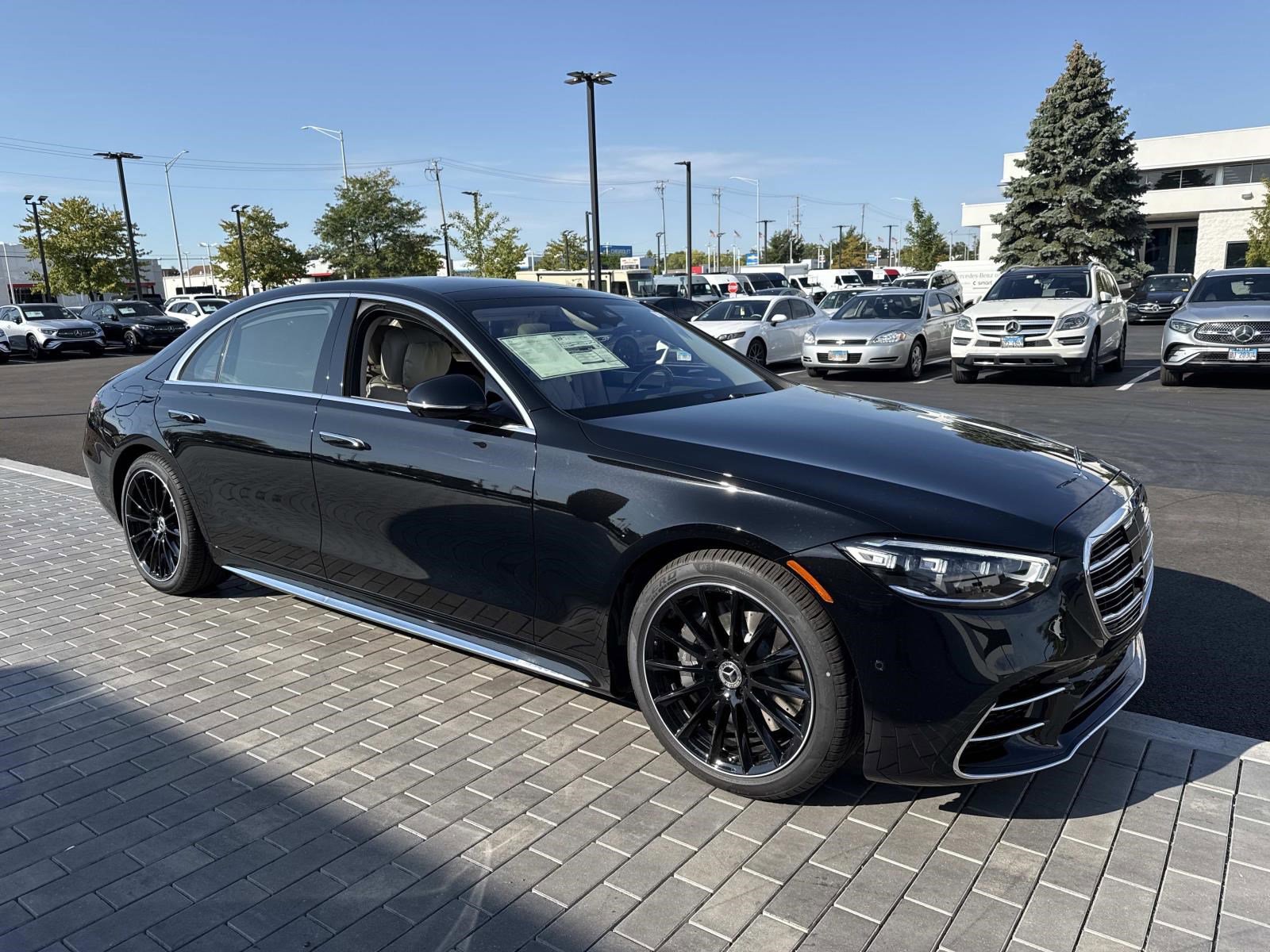 2026 Mercedes Benz S 580 4MATIC photo 3