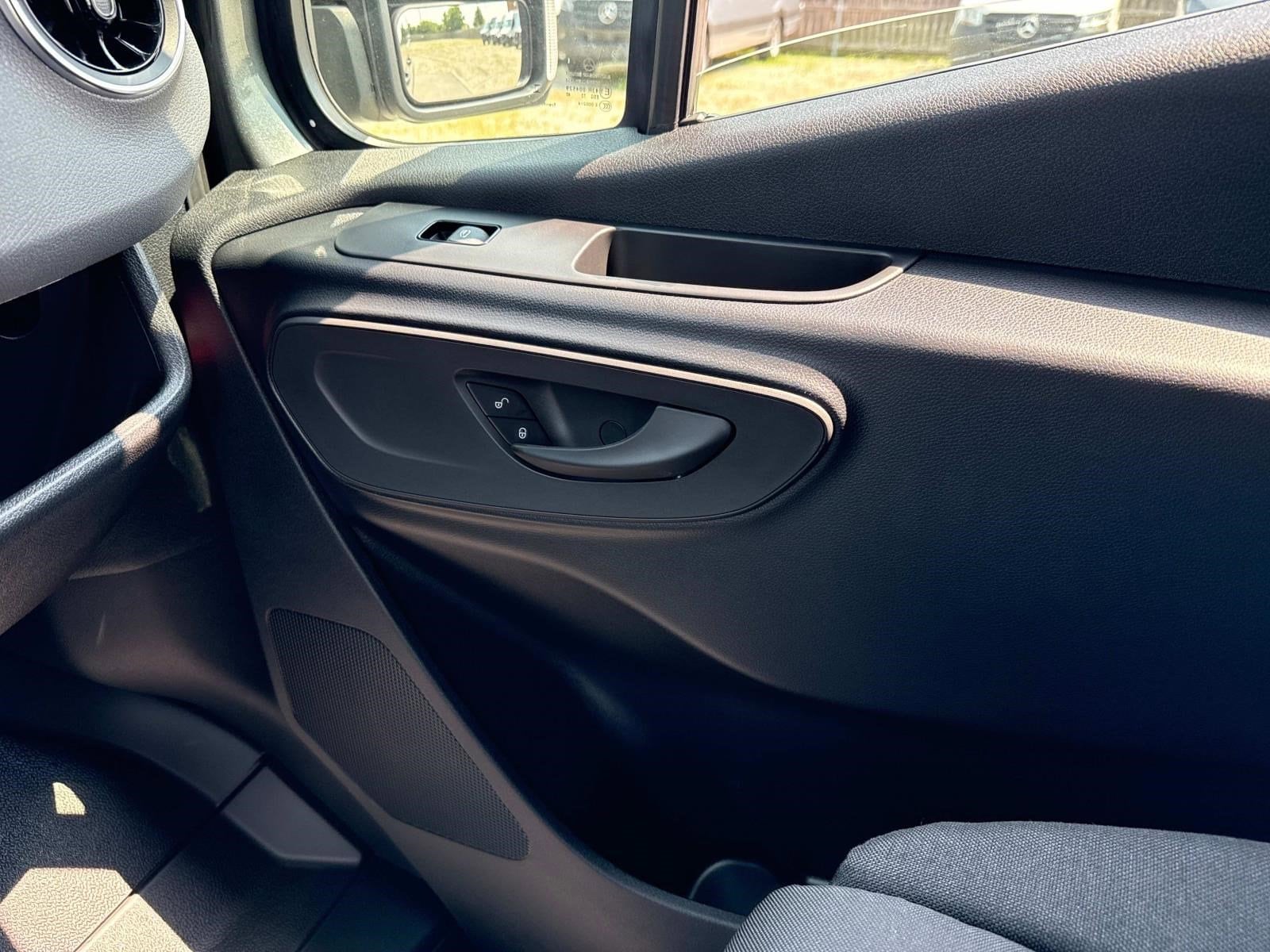 2025 MERCEDES-BENZ SPRINTER - Image 22