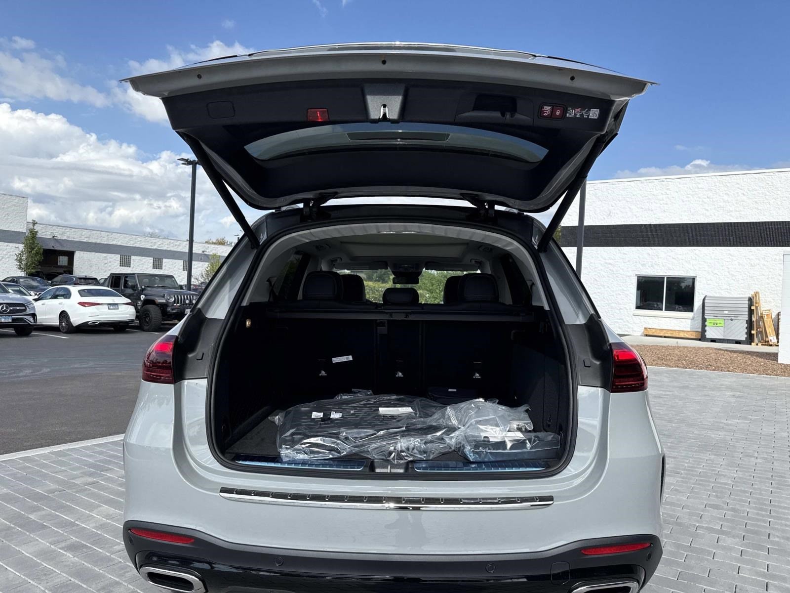 2026 MERCEDES-BENZ GLE-CLASS - Image 12