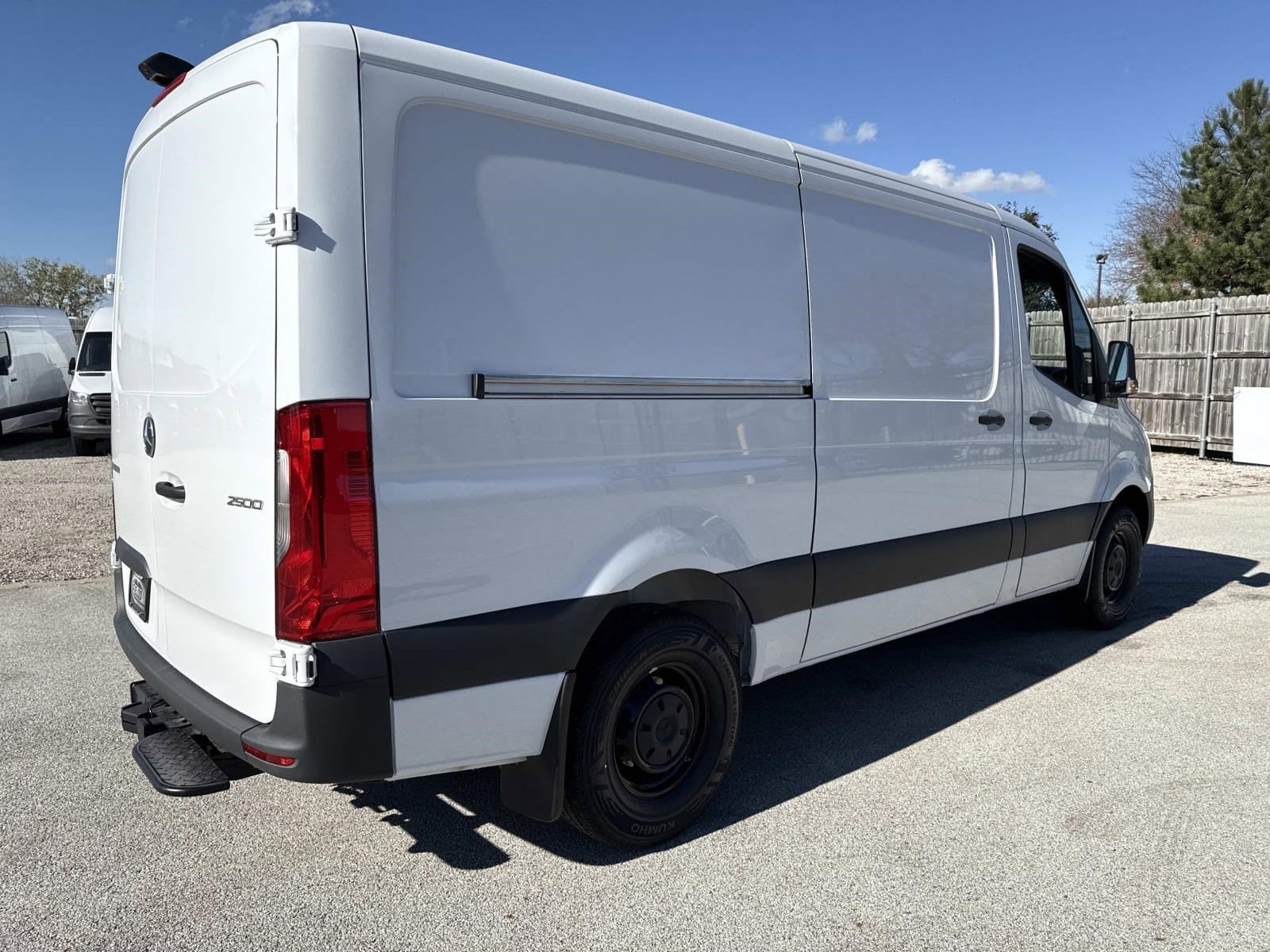2026 MERCEDES-BENZ SPRINTER - Image 9