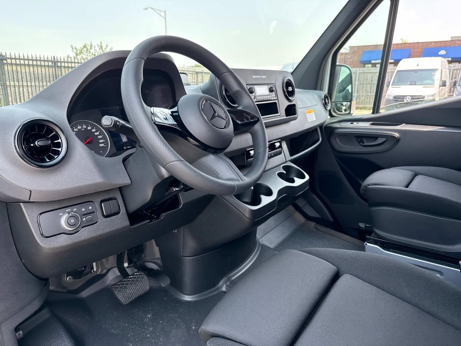 2025 MERCEDES-BENZ SPRINTER - Image 22