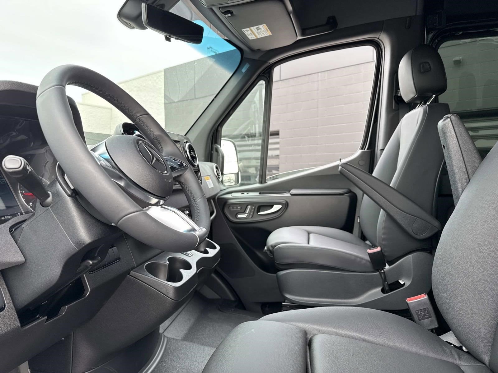 2026 MERCEDES-BENZ SPRINTER - Image 24