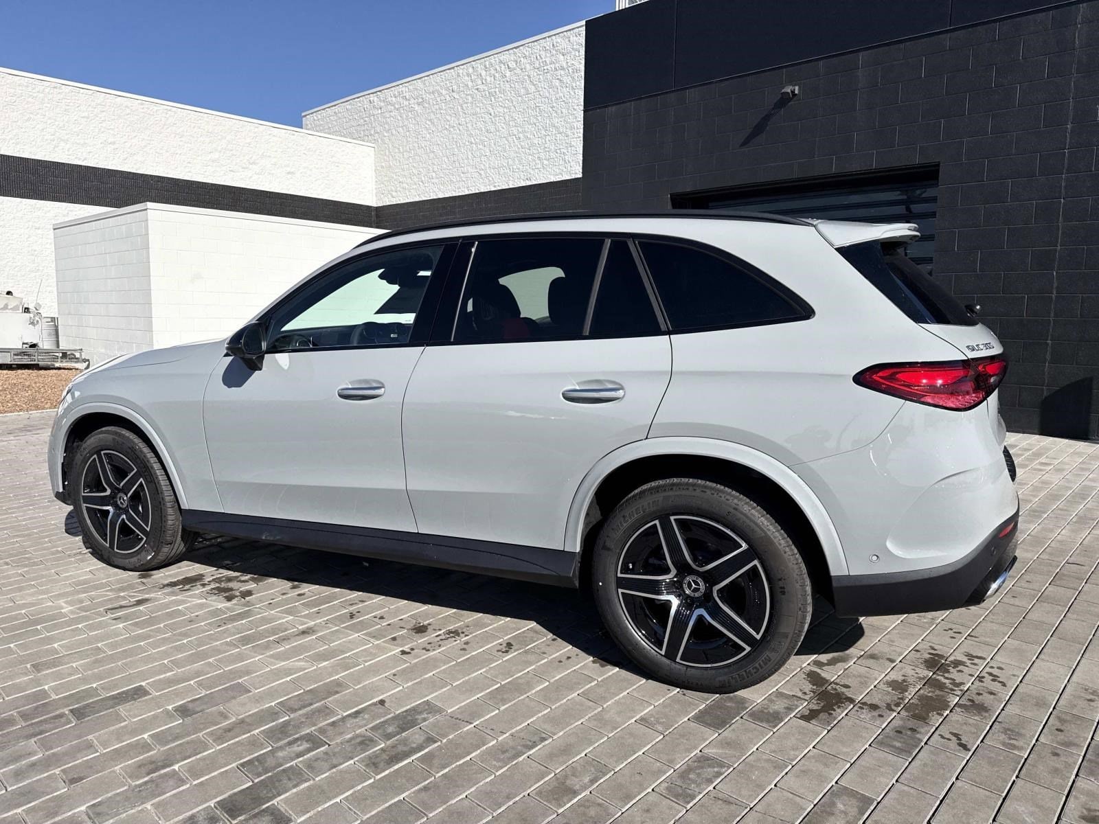 2026 MERCEDES-BENZ GLC-CLASS - Image 12