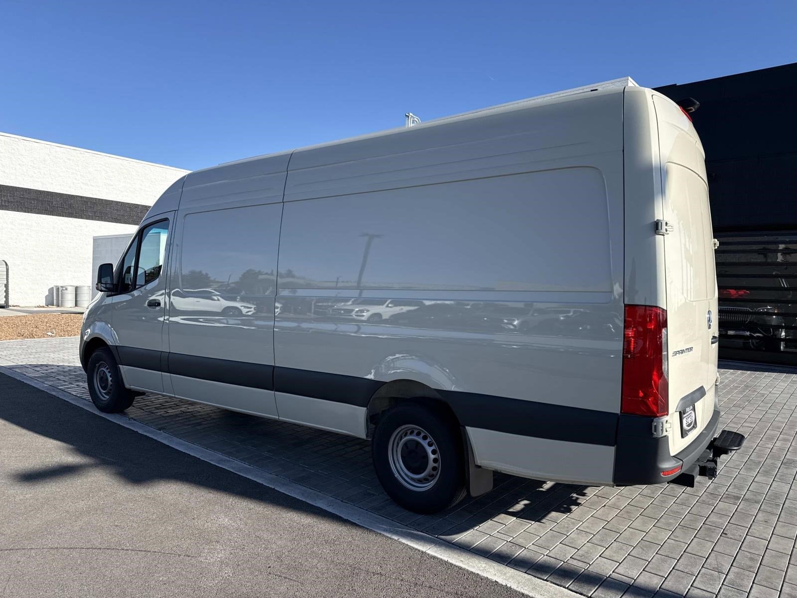 2025 MERCEDES-BENZ SPRINTER - Image 12