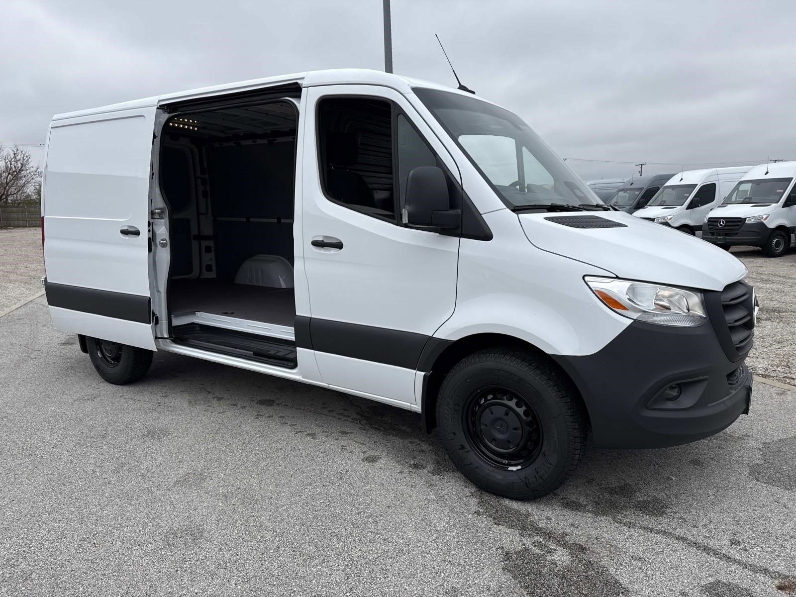 2026 MERCEDES-BENZ SPRINTER - Image 3