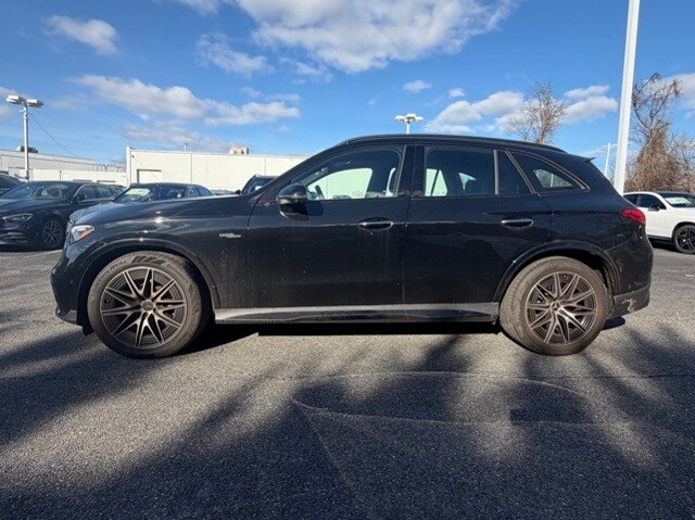 2024 Mercedes Benz GLC 43 AMG 4MATIC photo 3