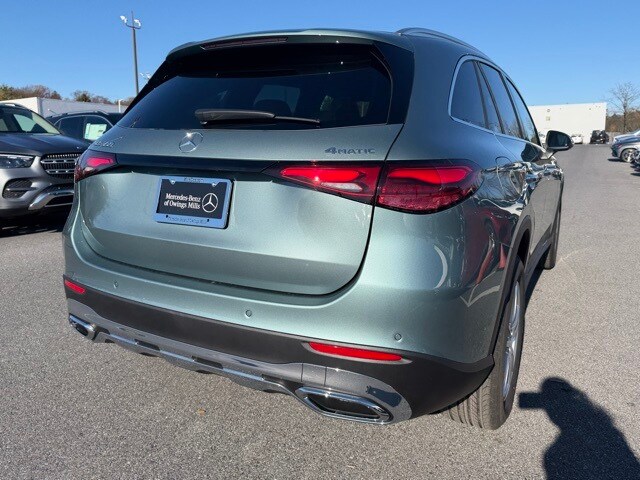 2026 Mercedes Benz GLC 300 4MATIC photo 3