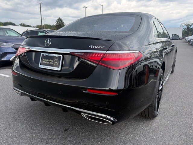 2026 Mercedes Benz S 580 4MATIC photo 2