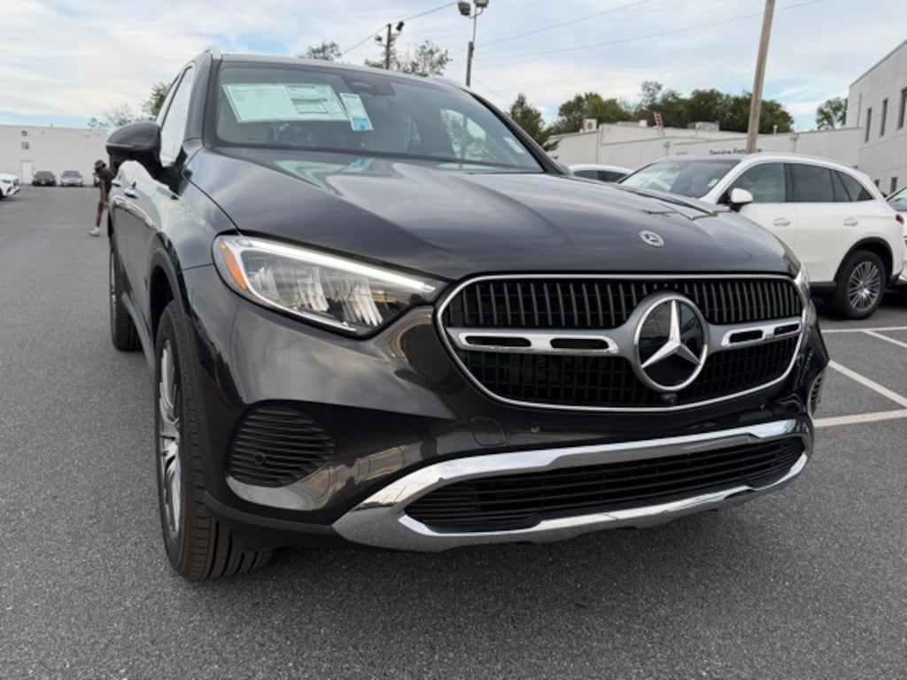 New 2026 Mercedes-Benz GLC 300 4MATIC SUV