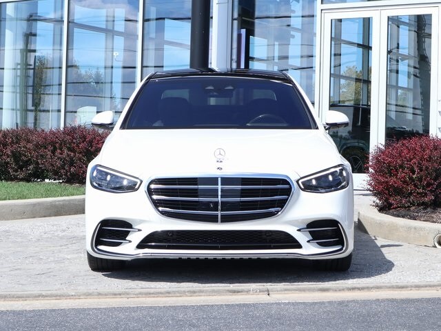 2023 Mercedes Benz S 580 4MATIC photo 2