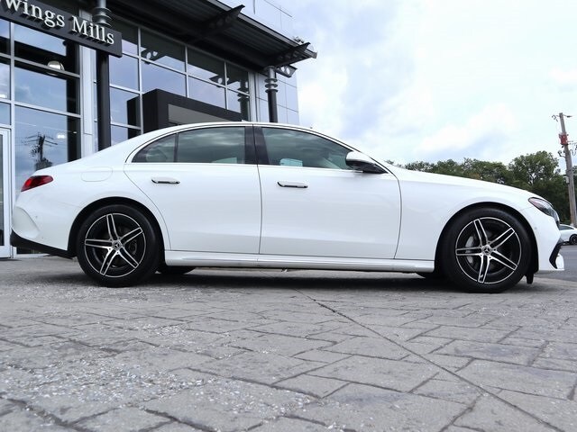 2024 Mercedes Benz E 350 4MATIC Sedan photo 2