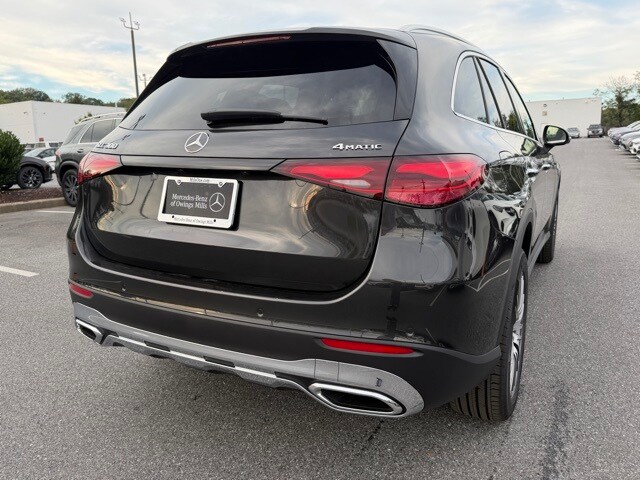 2026 Mercedes Benz GLC 300 4MATIC photo 3