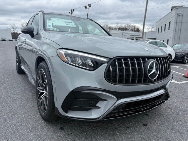 2025 Mercedes Benz GLC AMG 43 photo 2