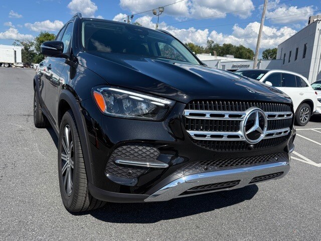 2026 Mercedes Benz GLE 350 4MATIC photo 2