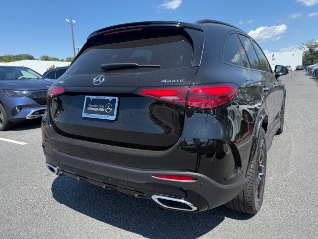 2026 Mercedes Benz GLC 300 4MATIC photo 2