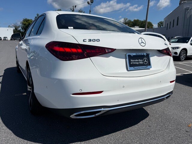 2025 Mercedes Benz C 300 4MATIC Sedan photo 4