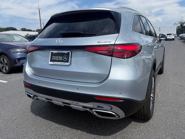 2026 Mercedes Benz GLC 300 4MATIC photo 2