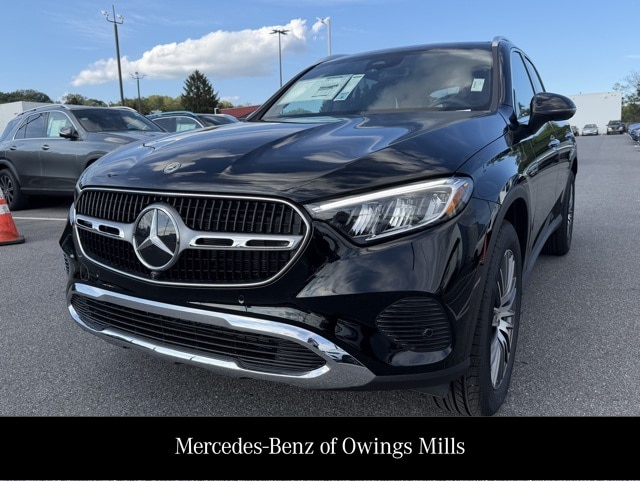 2026 Mercedes-Benz GLC Base's photo