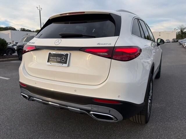 2026 Mercedes Benz GLC 300 4MATIC photo 3