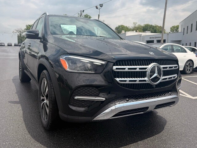 2025 Mercedes Benz GLE 350 4MATIC photo 2